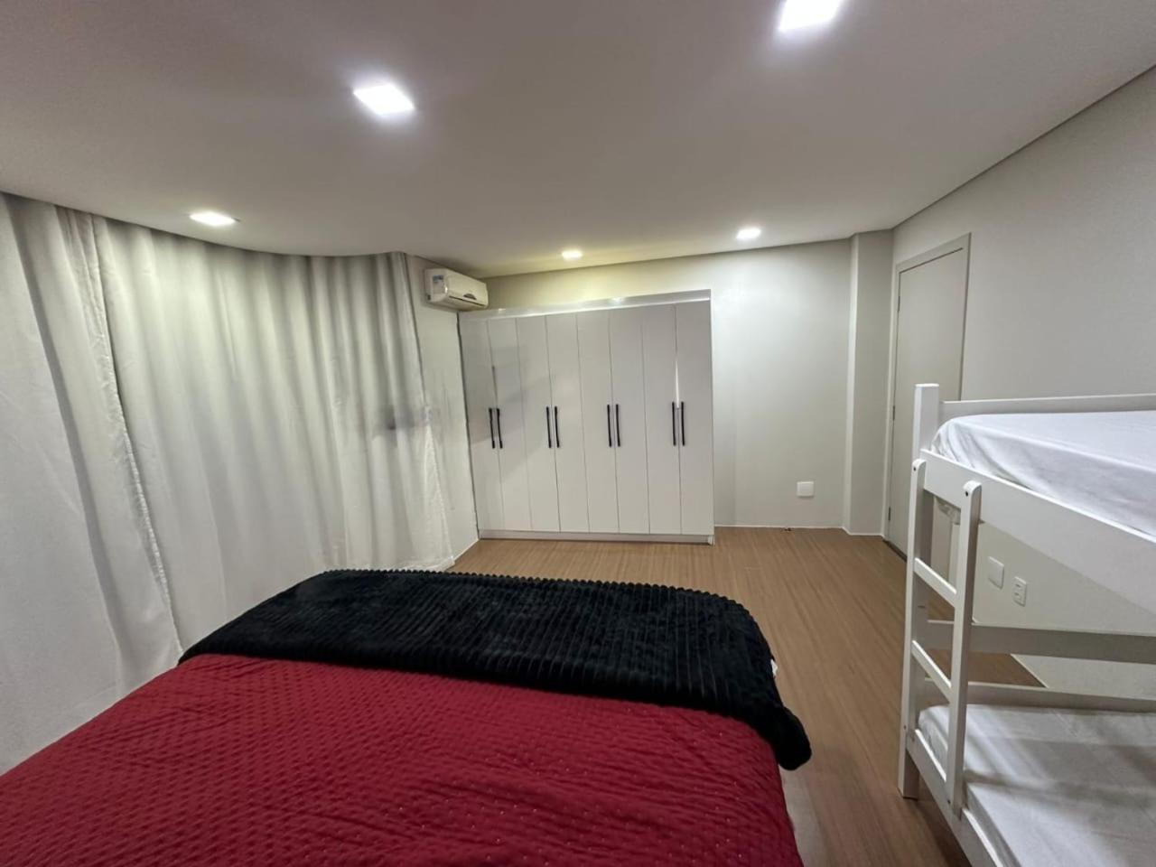 Casa de férias Casa Alto Padrao Com Piscina - Canasvieiras